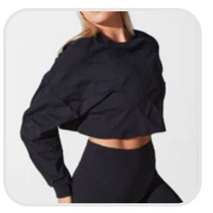 NWT Noli yoga jacquard monogram set black, size M, never worn.